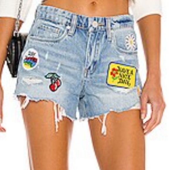 Blank NYC Blue High Rise Raw Hem Distressed Appliqué Patch Shorts Size 28 - Picture 8 of 9